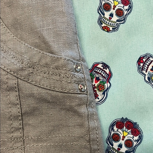 INC tan Women's Shorts linen cargo shorts - Picture 3 of 9